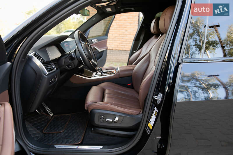 Внедорожник / Кроссовер BMW X5 2018 в Черновцах