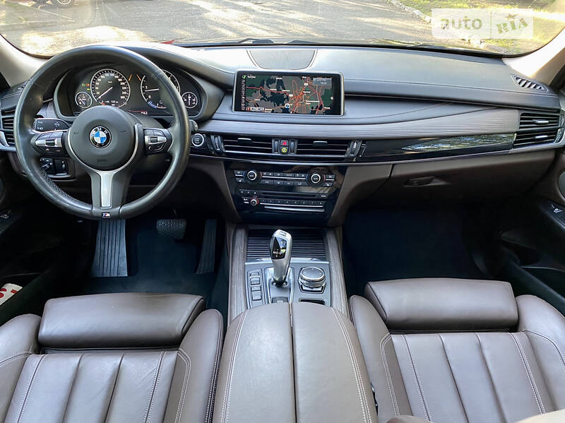 Внедорожник / Кроссовер BMW X5 2014 в Черновцах