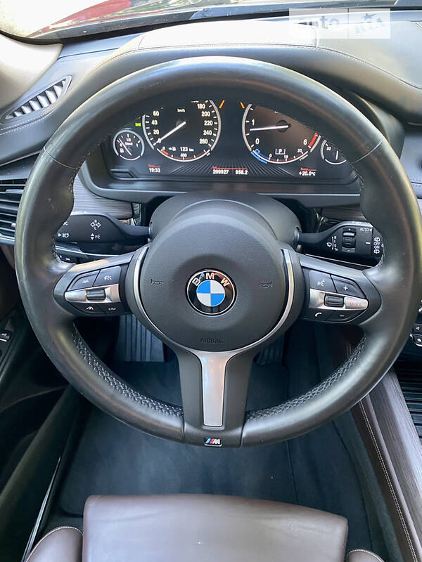 Внедорожник / Кроссовер BMW X5 2014 в Черновцах
