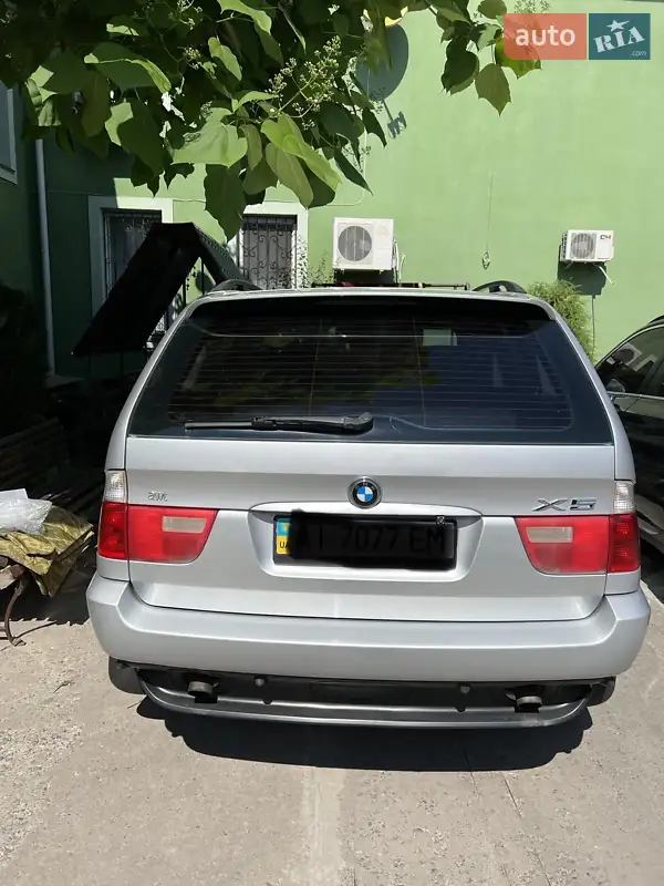 Позашляховик / Кросовер BMW X5 2004 в 