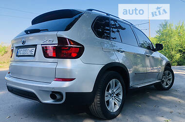 Позашляховик / Кросовер BMW X5 2011 в Львові