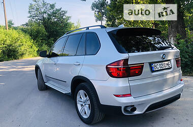 Позашляховик / Кросовер BMW X5 2011 в Львові