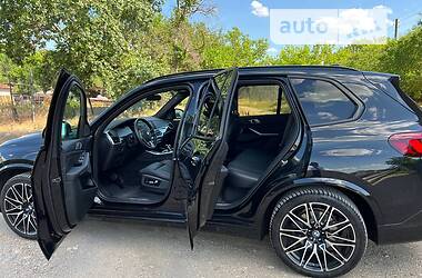 Позашляховик / Кросовер BMW X5 2020 в 