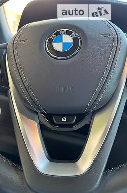 Позашляховик / Кросовер BMW X5 2020 в 