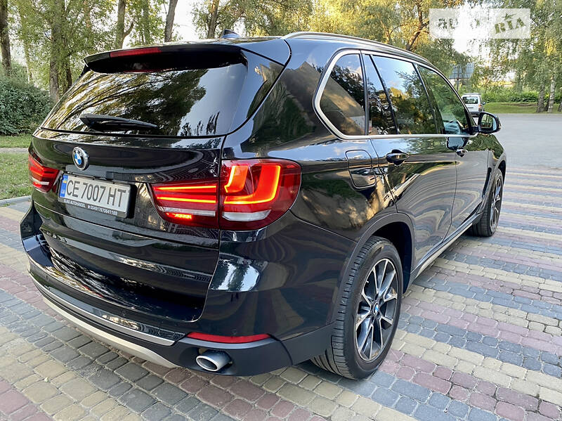 Внедорожник / Кроссовер BMW X5 2014 в Черновцах