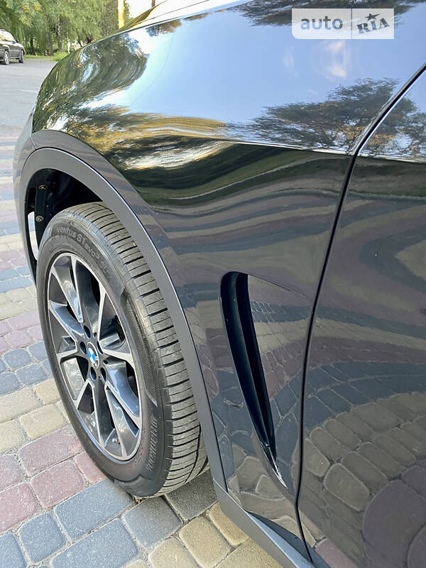 Внедорожник / Кроссовер BMW X5 2014 в Черновцах