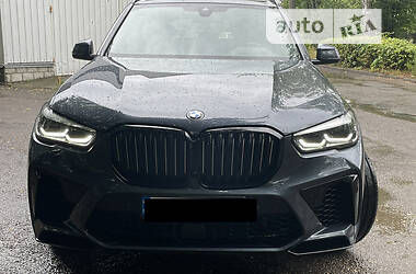 Позашляховик / Кросовер BMW X5 2019 в Чернівцях