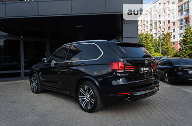 Минивэн BMW X5 2015 в Львове