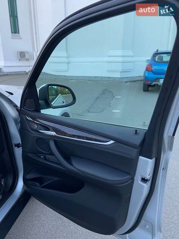 Внедорожник / Кроссовер BMW X5 2015 в Киеве фото 21 Внедорожник / Кроссовер BMW X5 2015 в Киеве