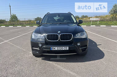 Внедорожник / Кроссовер BMW X5 2010 в Ровно