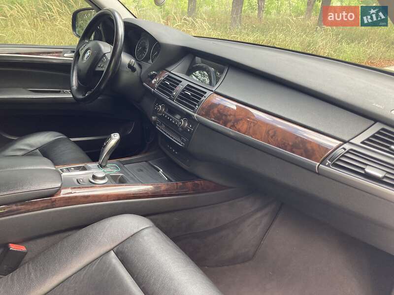 Внедорожник / Кроссовер BMW X5 2008 в Павлограде