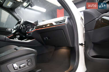 Внедорожник / Кроссовер BMW X5 2018 в 