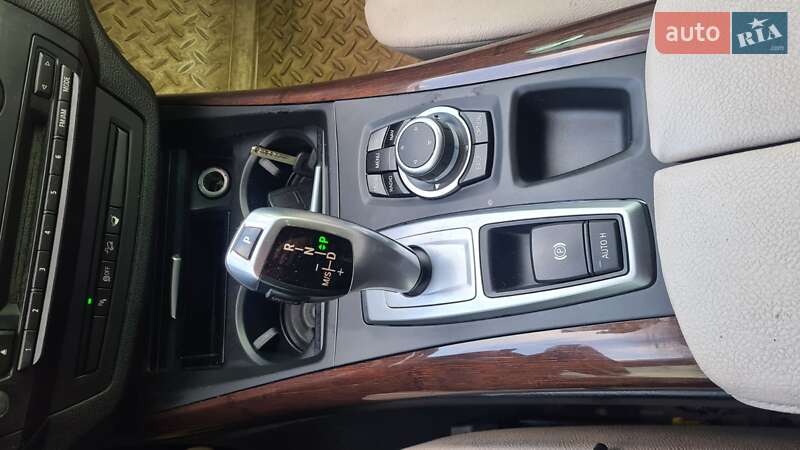 Внедорожник / Кроссовер BMW X5 2013 в Киеве