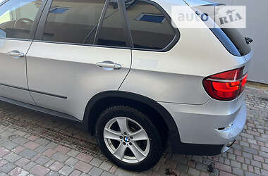 Внедорожник / Кроссовер BMW X5 2010 в Стрые