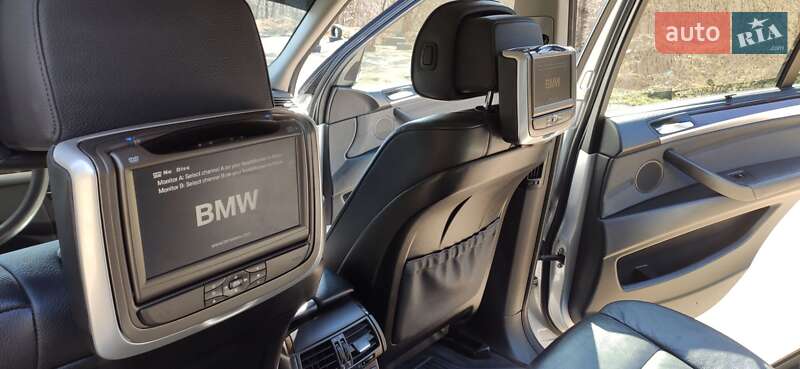 Внедорожник / Кроссовер BMW X5 2010 в Львове