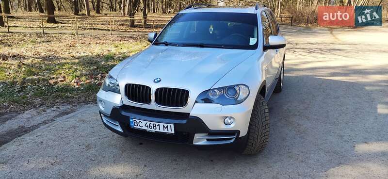 Внедорожник / Кроссовер BMW X5 2010 в Львове