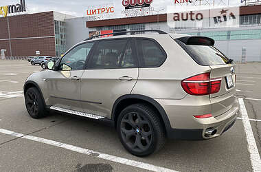 Внедорожник / Кроссовер BMW X5 2010 в Киеве