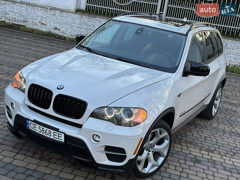 Внедорожник / Кроссовер BMW X5 2011 в 