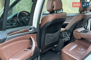Внедорожник / Кроссовер BMW X5 2011 в 