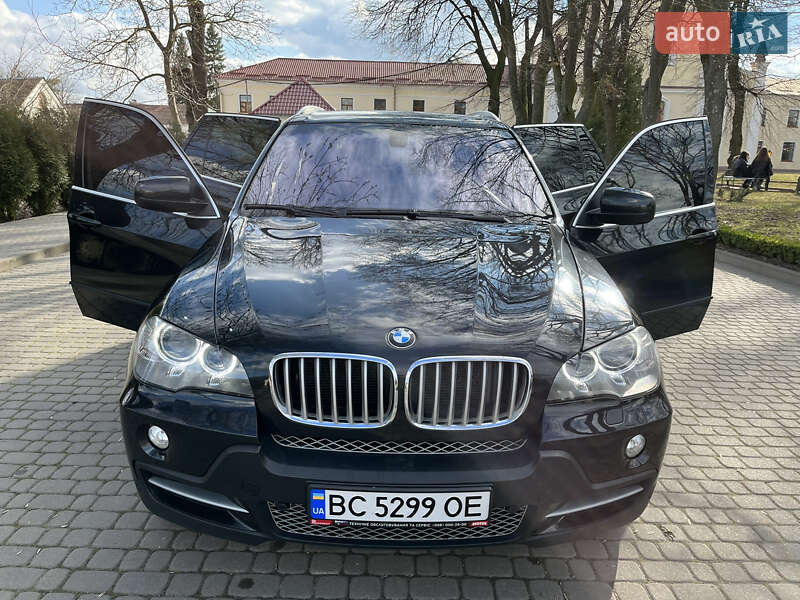 Позашляховик / Кросовер BMW X5 2008 в Острозі