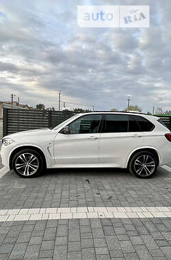 Позашляховик / Кросовер BMW X5 2014 в Вараші