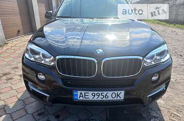 Внедорожник / Кроссовер BMW X5 2014 в Петропавловке