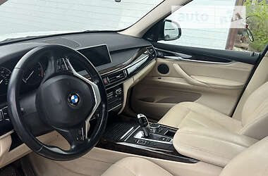 Внедорожник / Кроссовер BMW X5 2015 в Коропе