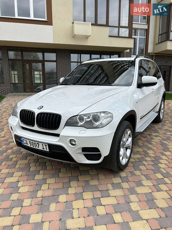 Внедорожник / Кроссовер BMW X5 2011 в Умани