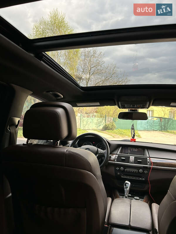 Внедорожник / Кроссовер BMW X5 2011 в Умани