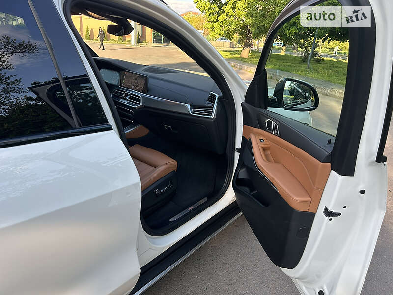 Позашляховик / Кросовер BMW X5 2019 в Ужгороді фото 22 Позашляховик / Кросовер BMW X5 2019 в Ужгороді