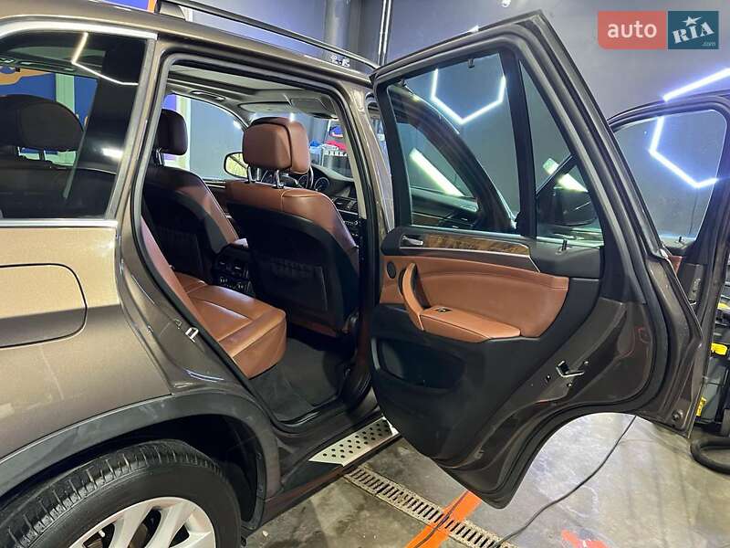 Позашляховик / Кросовер BMW X5 2012 в Полтаві фото 21 Позашляховик / Кросовер BMW X5 2012 в Полтаві