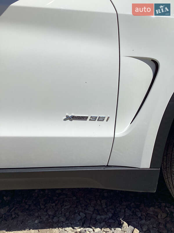 Позашляховик / Кросовер BMW X5 2015 в Тернополі