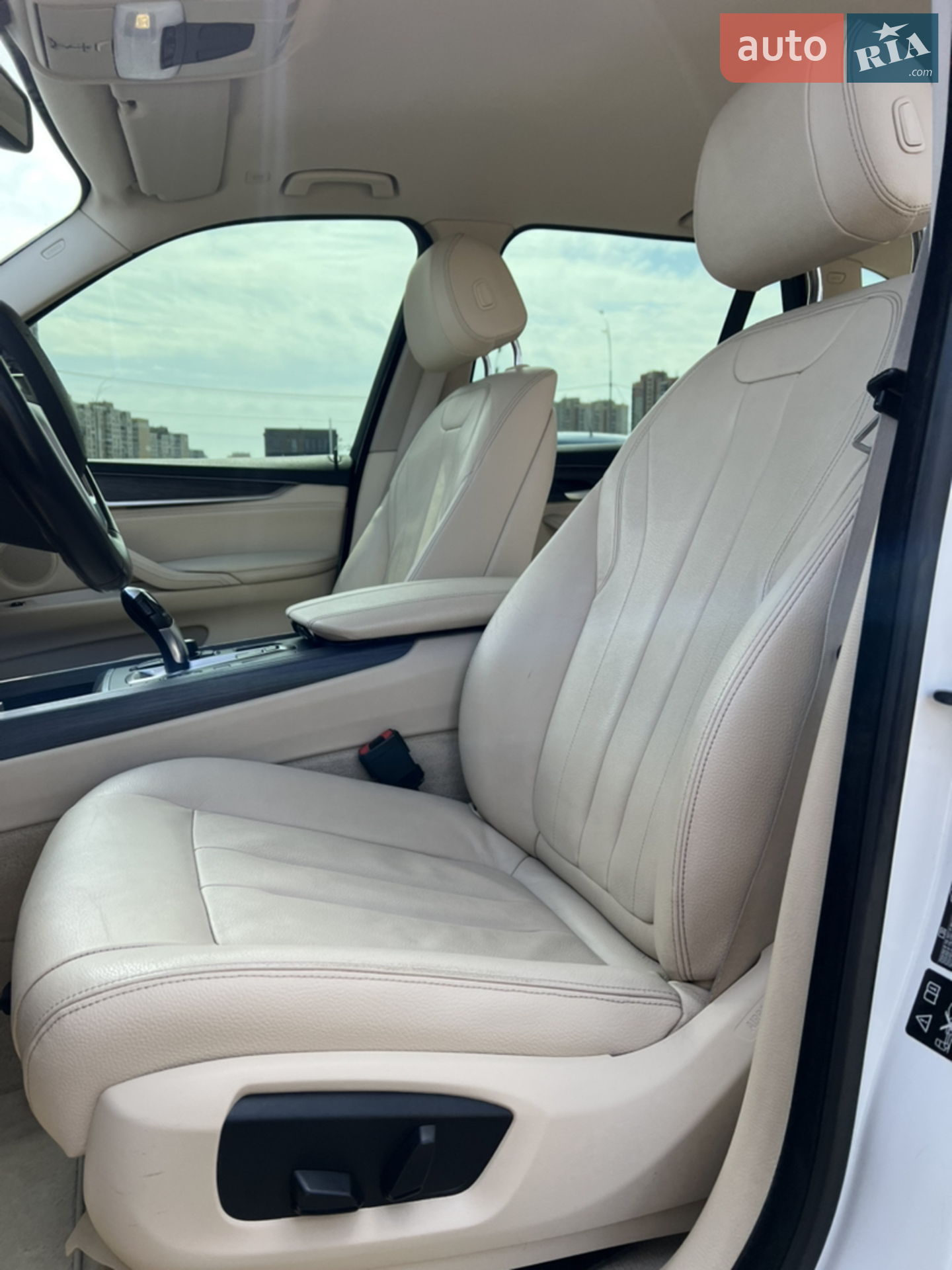 2017 BMW X5 - мініатюра 37
