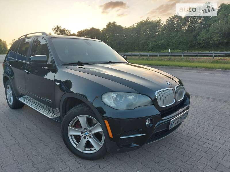 Позашляховик / Кросовер BMW X5 2010 в Луцьку