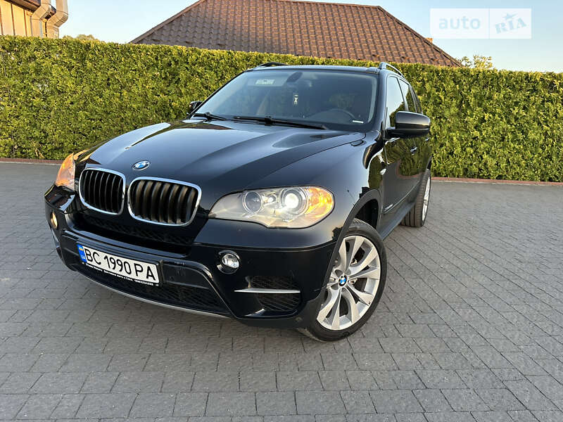 Позашляховик / Кросовер BMW X5 2011 в Стрию