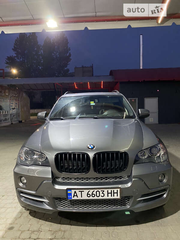 Внедорожник / Кроссовер BMW X5 2008 в Надворной
