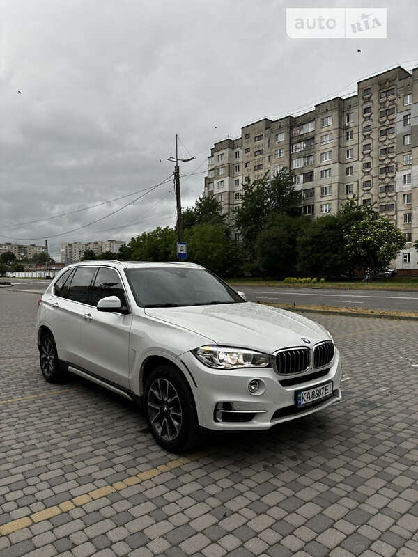 Позашляховик / Кросовер BMW X5 2017 в Києві