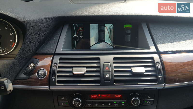 Позашляховик / Кросовер BMW X5 2013 в Івано-Франківську