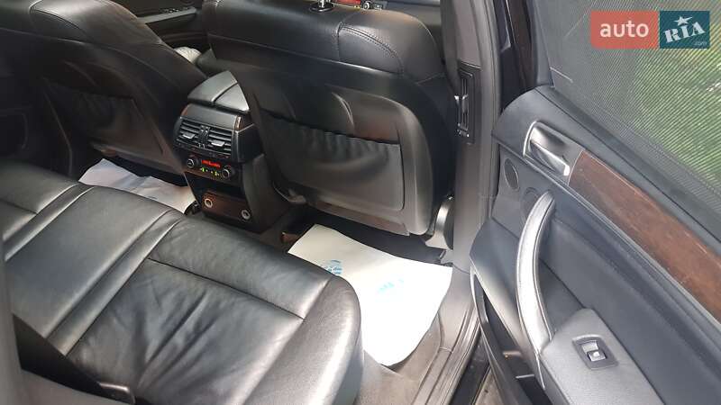 Позашляховик / Кросовер BMW X5 2013 в Івано-Франківську