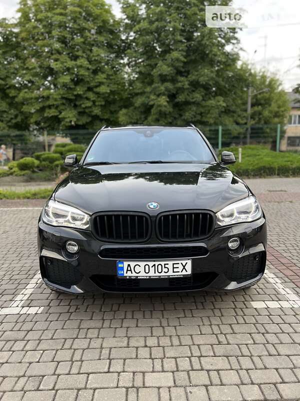 Внедорожник / Кроссовер BMW X5 2016 в Луцке