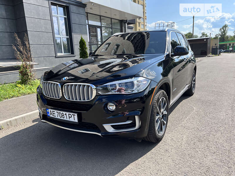 Внедорожник / Кроссовер BMW X5 2017 в Днепре