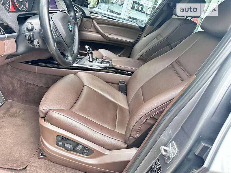 Внедорожник / Кроссовер BMW X5 2013 в Киеве