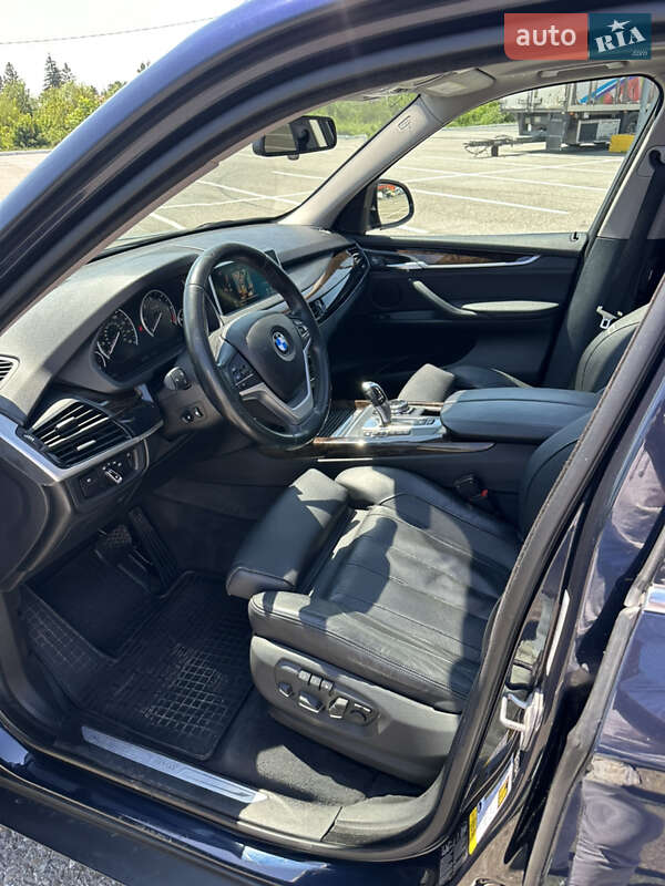 Внедорожник / Кроссовер BMW X5 2014 в Черновцах