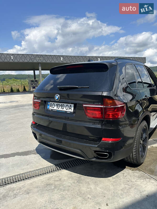 Позашляховик / Кросовер BMW X5 2012 в Львові