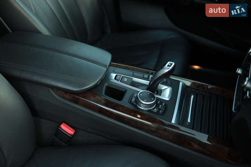 Внедорожник / Кроссовер BMW X5 2015 в Львове