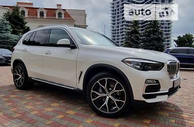 Внедорожник / Кроссовер BMW X5 2019 в Одессе