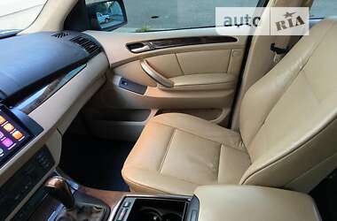 Внедорожник / Кроссовер BMW X5 2002 в 