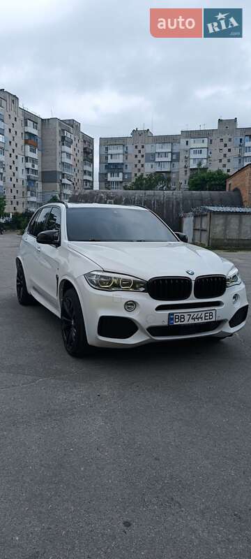 Позашляховик / Кросовер BMW X5 2015 в Києві