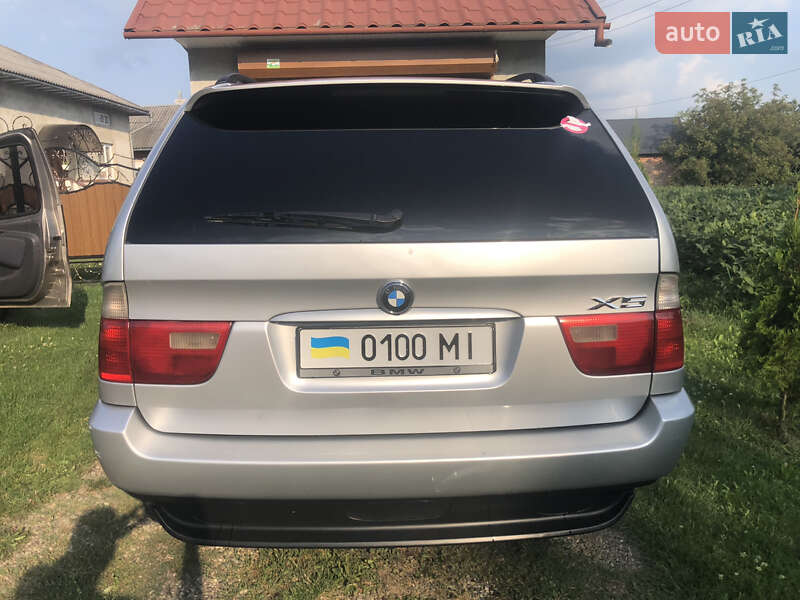 Внедорожник / Кроссовер BMW X5 2002 в Черновцах