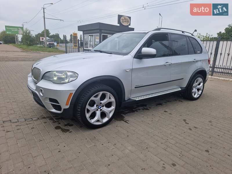 Внедорожник / Кроссовер BMW X5 2012 в Луцке